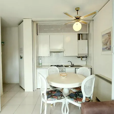 Apartment Foscolo Pool Bardolino