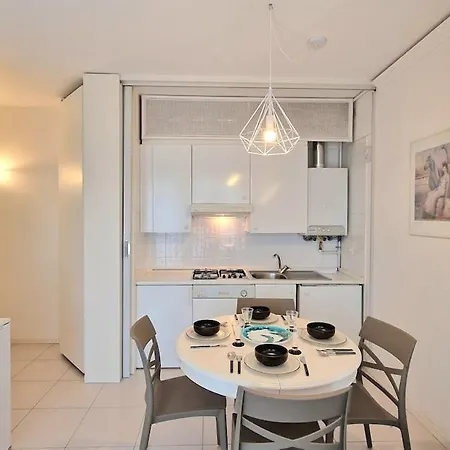 Foscolo Pool Apartament *