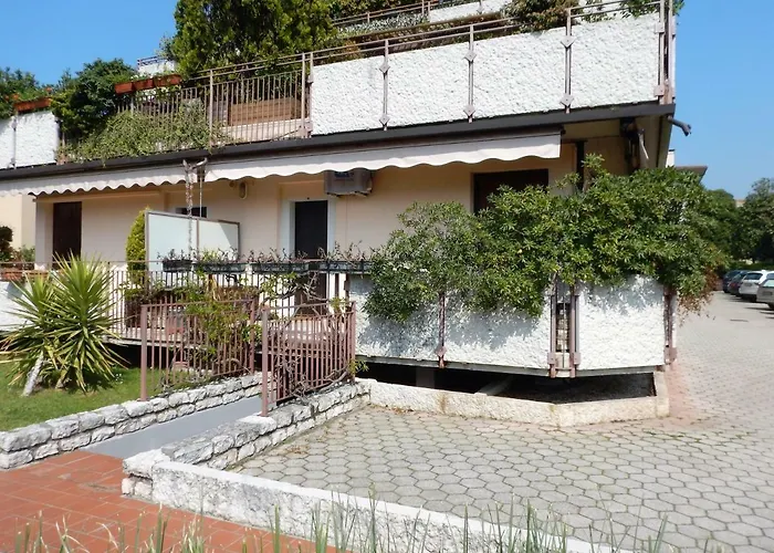 Foscolo Pool * Bardolino