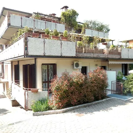 Foscolo Pool * バルドリーノ